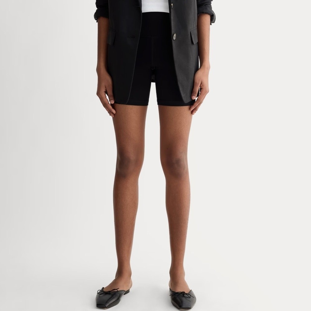 Everlane Renew The Perform‎ Bike Short Black Womens Size XS Minimalist